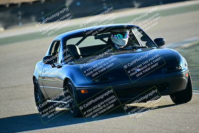 media/Dec-13-2025-Extreme Speed (Sat) [[d129ecb0b9]]/Beginner/Session 3 (Turn 5)/